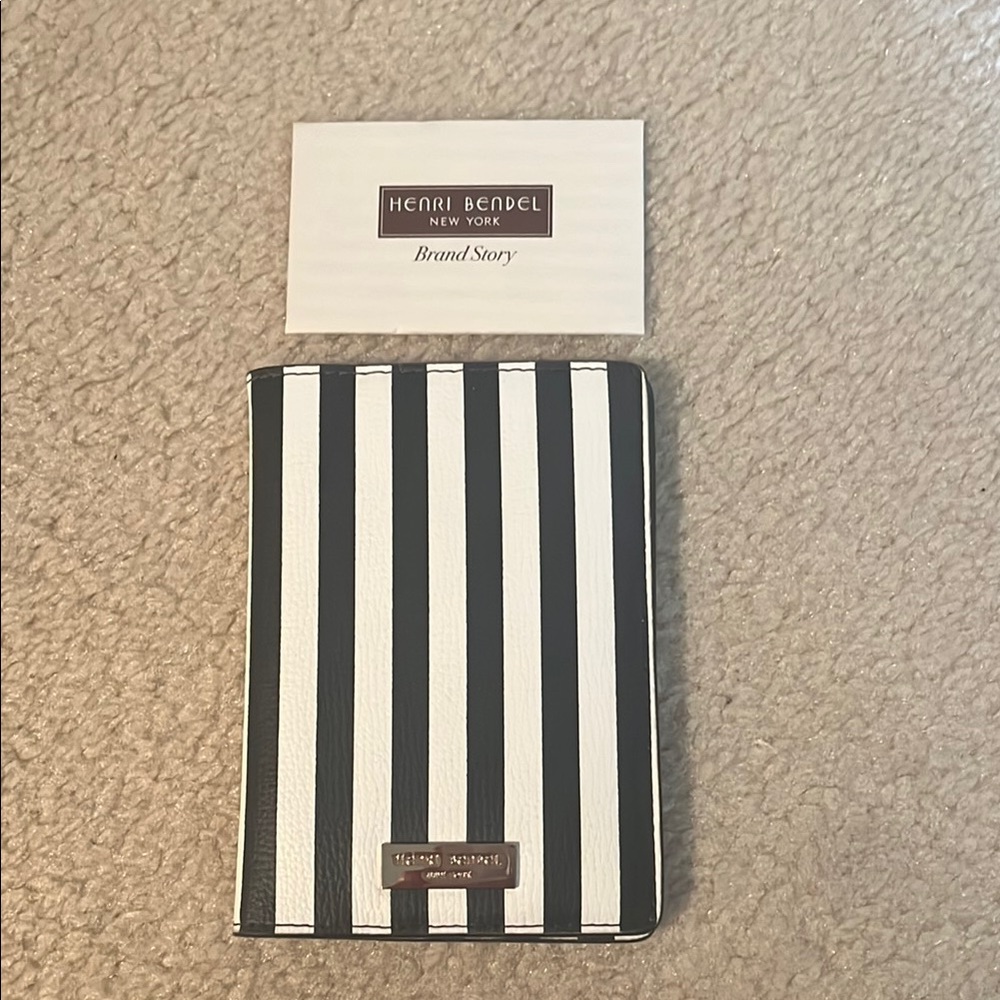 Henri Bendel Black and White Striped passport holder with bag